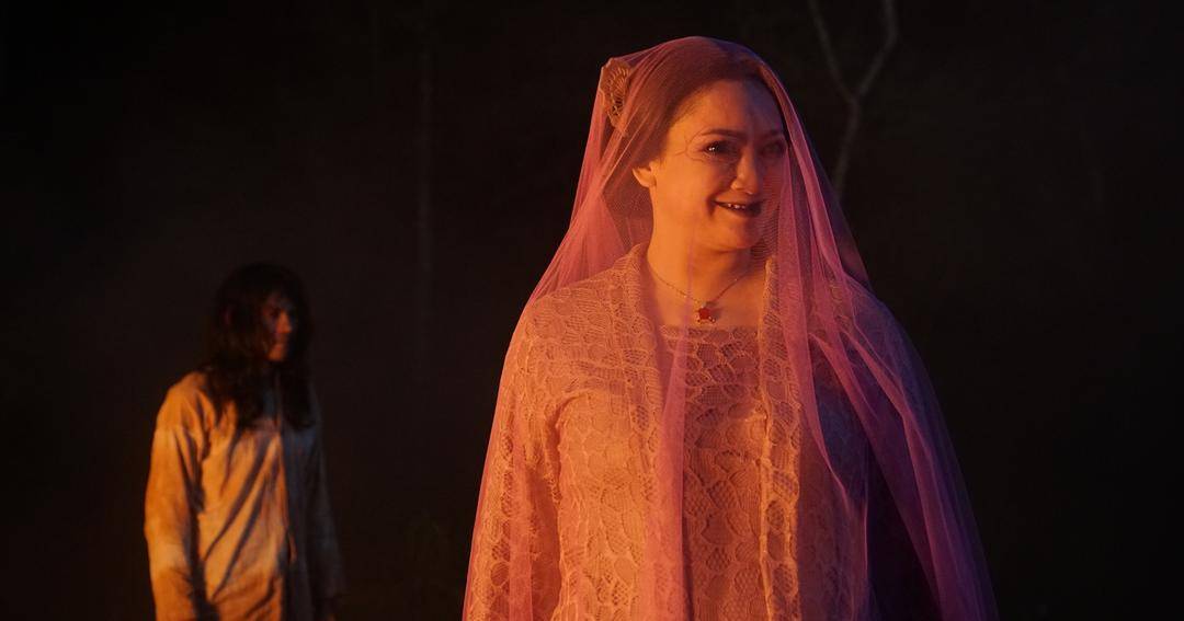 7 Fakta Nyi Salimah di Film Pasar Setan, Punya Kalung Merah Misterius